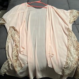 Fashion Nova pink kimono